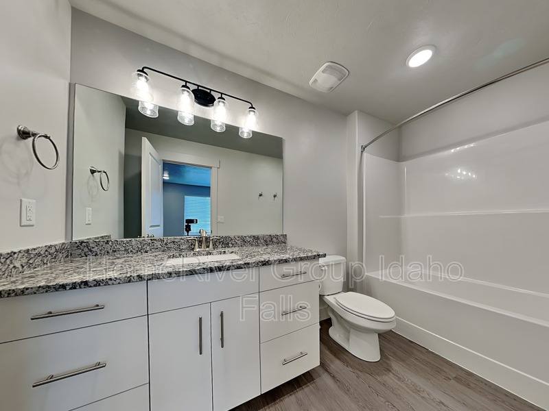Townhouse for rent at 651 S 2400 W #3102, Rexburg, ID 83440