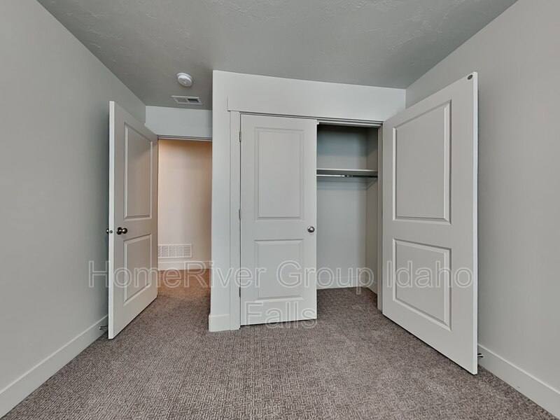 Townhouse for rent at 651 S 2400 W #3102, Rexburg, ID 83440