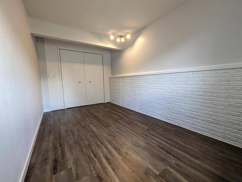 Apartment for rent at 1209 Boone St #1 2, Pella, IA 50219