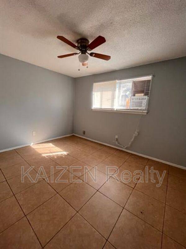 House for rent at 151 N Belvedere Blvd, Memphis, TN 38104