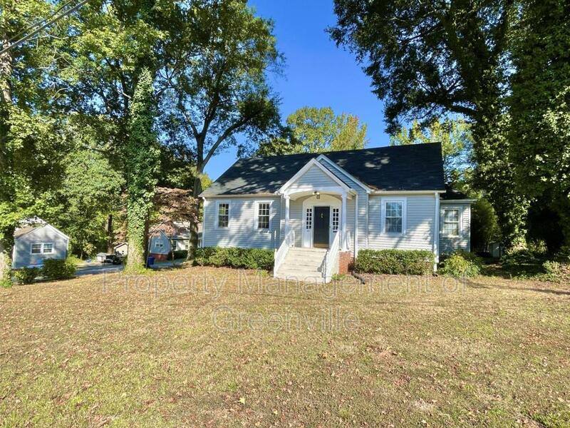 House for rent at 301 Rogers Ave, Greenville, SC 29617