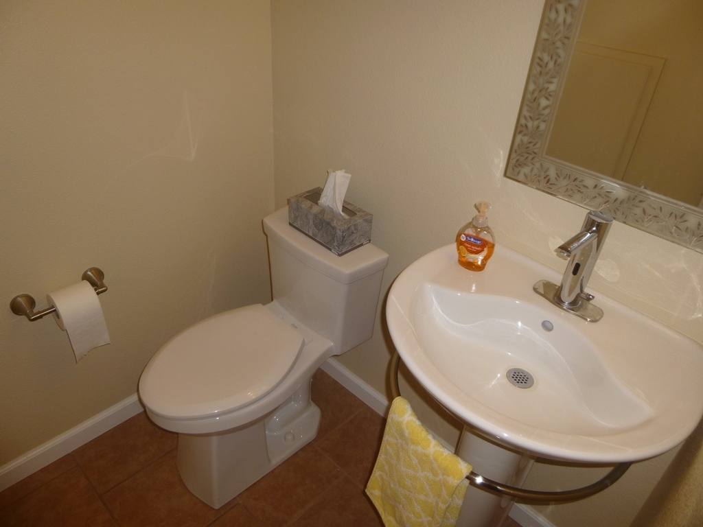 Townhouse for rent at 2435 Country Lane, Santa Maria, CA 93455