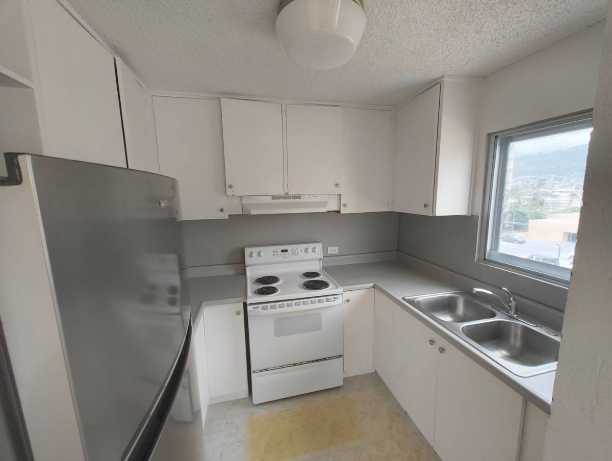 Apartment for rent at 509 University Ave, Honolulu, HI 96826