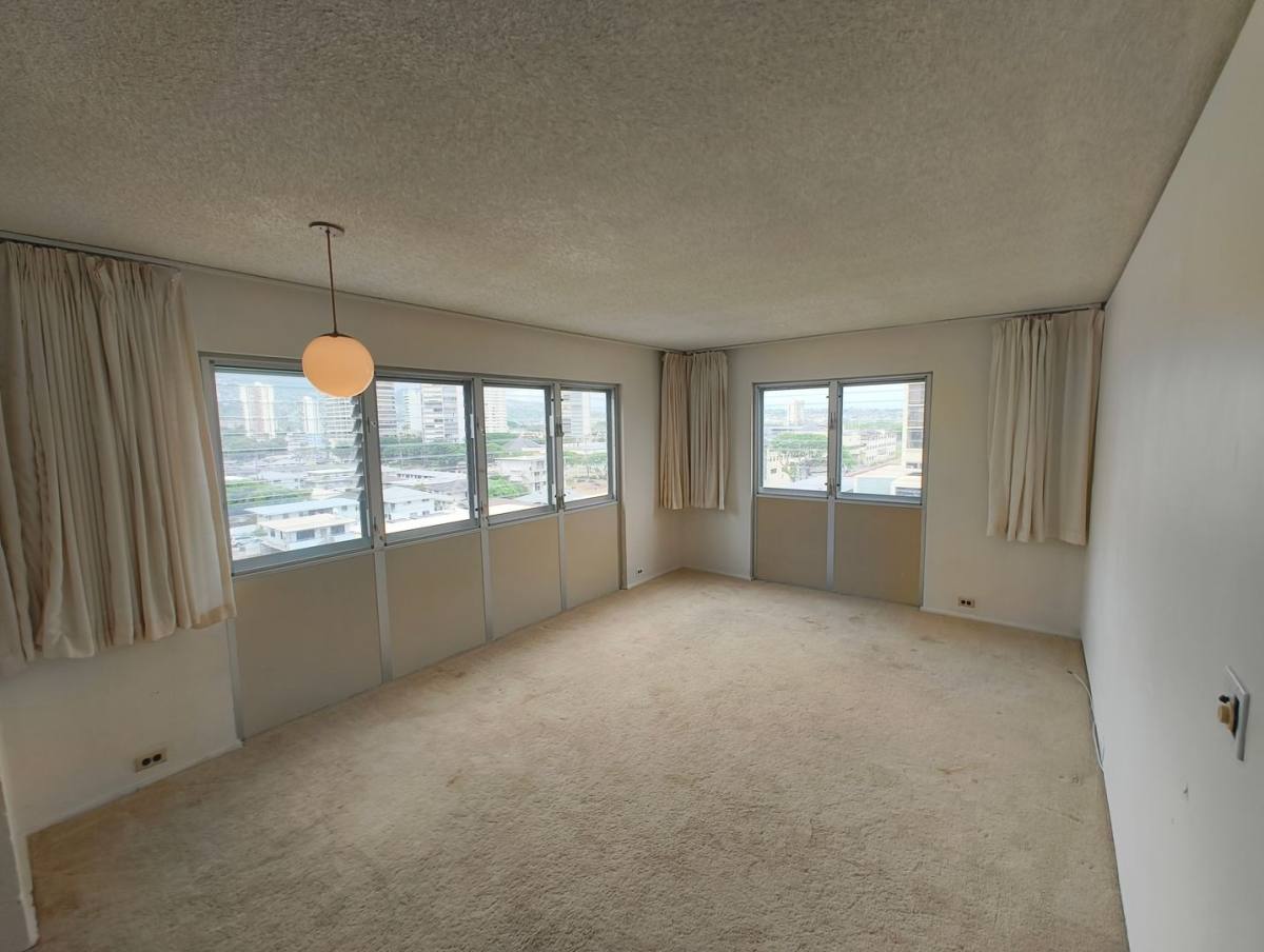 Apartment for rent at 509 University Ave, Honolulu, HI 96826