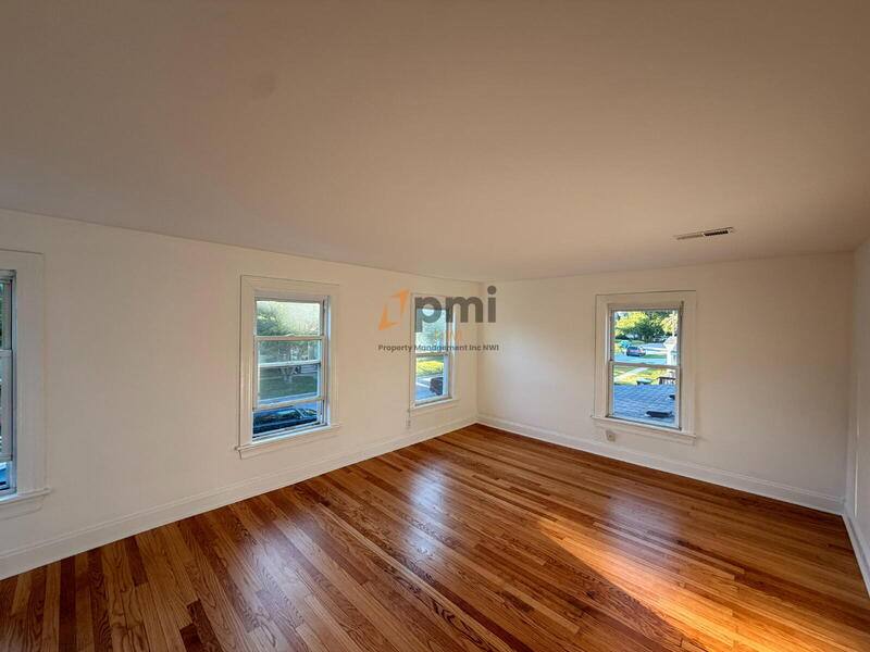 Apartment for rent at 669 Lake St #1, Hobart, IN 46342