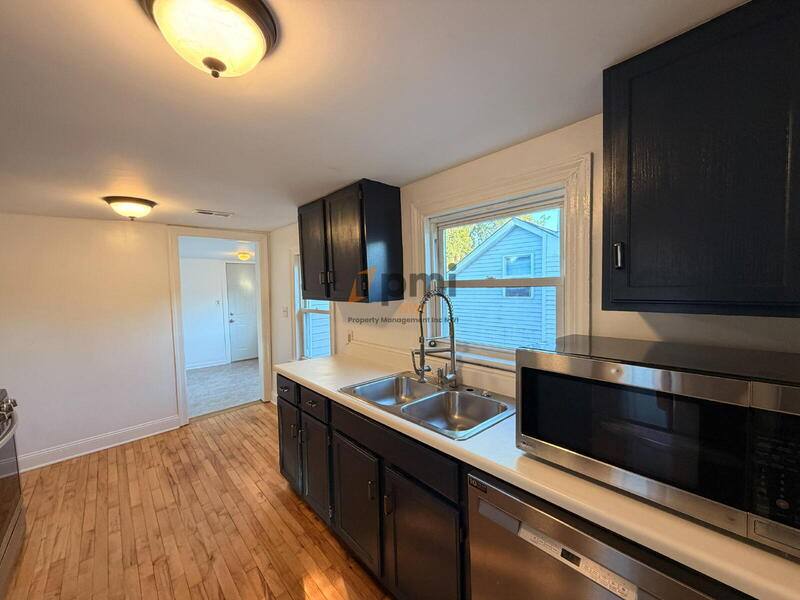 Apartment for rent at 669 Lake St #1, Hobart, IN 46342