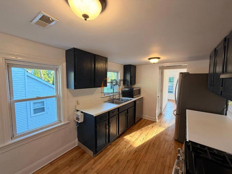 Apartment for rent at 669 Lake St #1, Hobart, IN 46342