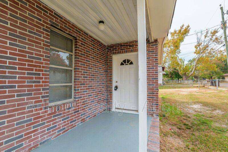 House for rent at 102 Curry St, Augusta, GA 30904