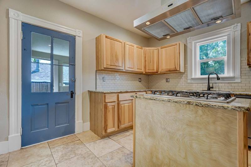 House for rent at 14 N Walnut St, Colorado Springs, CO 80905