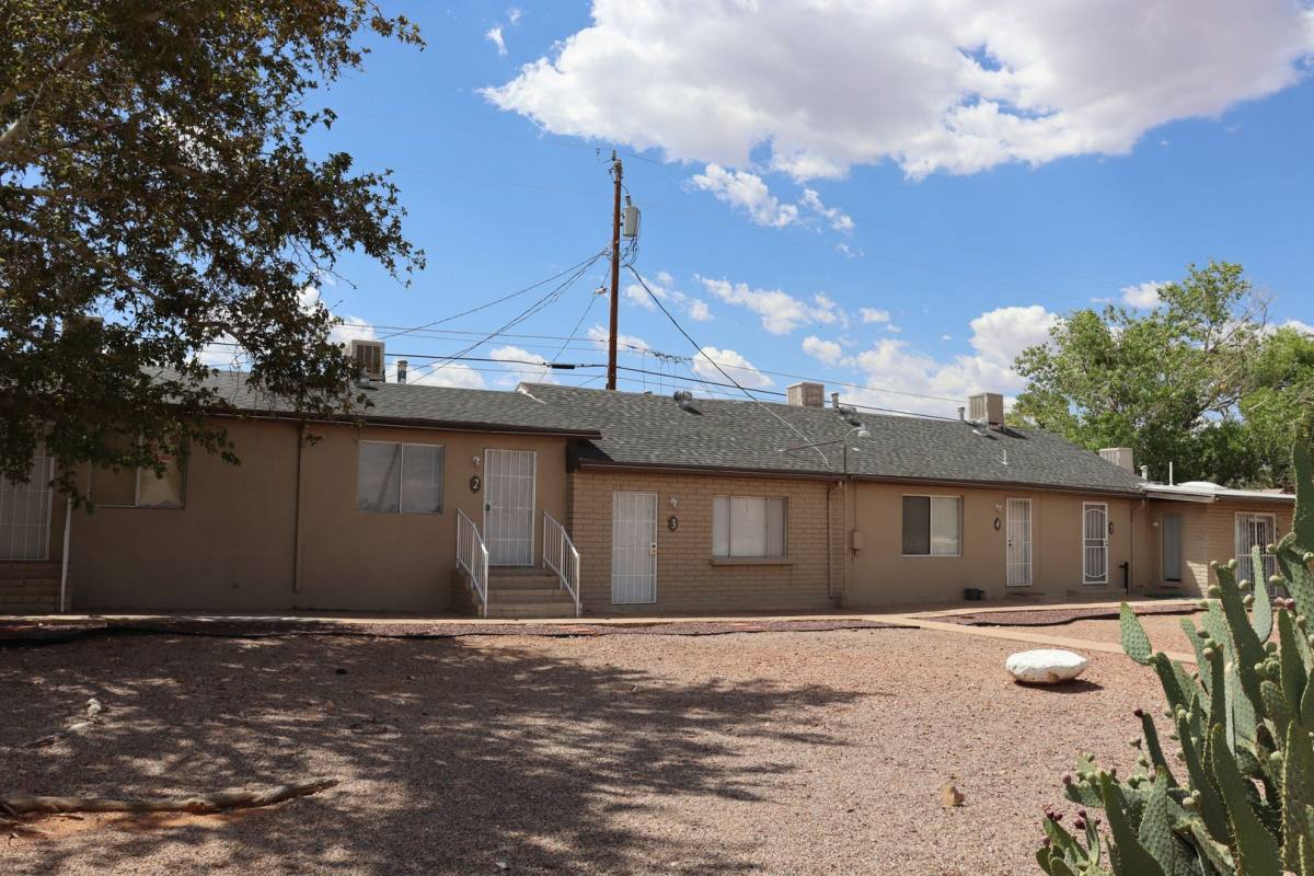 Apartment for rent at 214-216 N Canyon Dr, Sierra Vista, AZ 85635