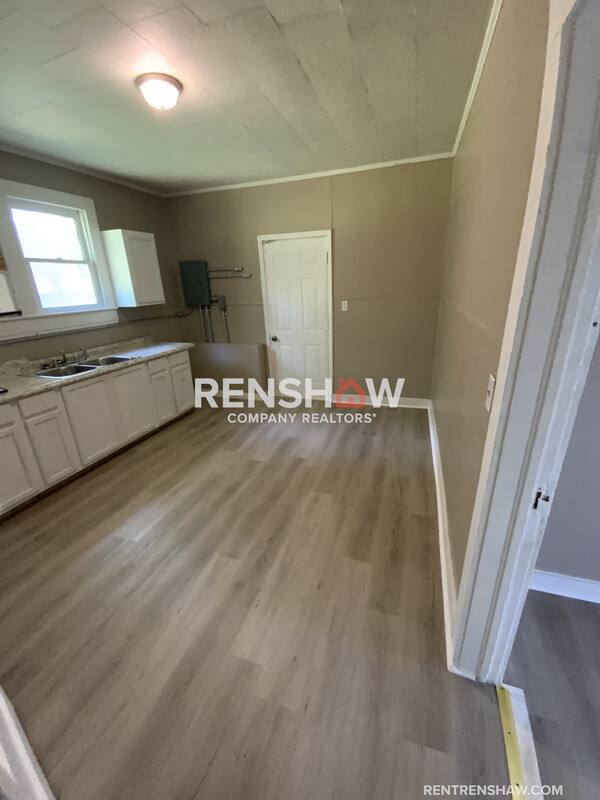 House for rent at 109 Church St #B, Trenton, TN 38382
