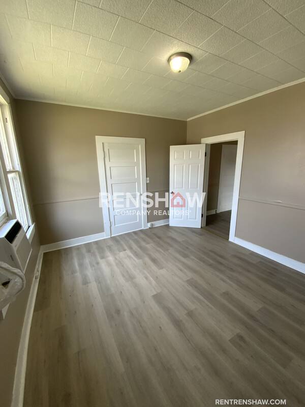 House for rent at 109 Church St #B, Trenton, TN 38382