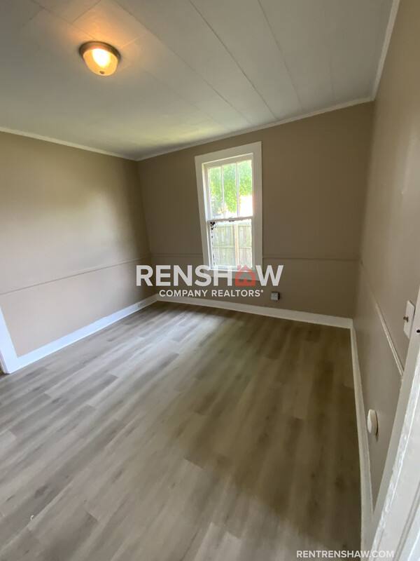 House for rent at 109 Church St #B, Trenton, TN 38382