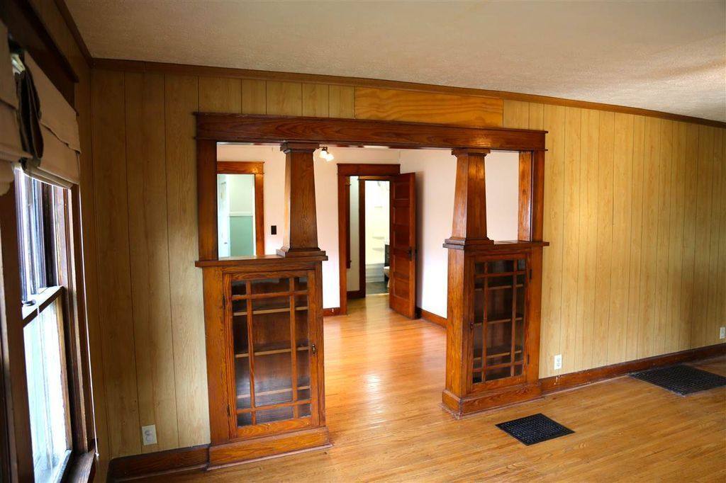 House for rent at 1435 N Kinser Pike, Bloomington, IN 47404