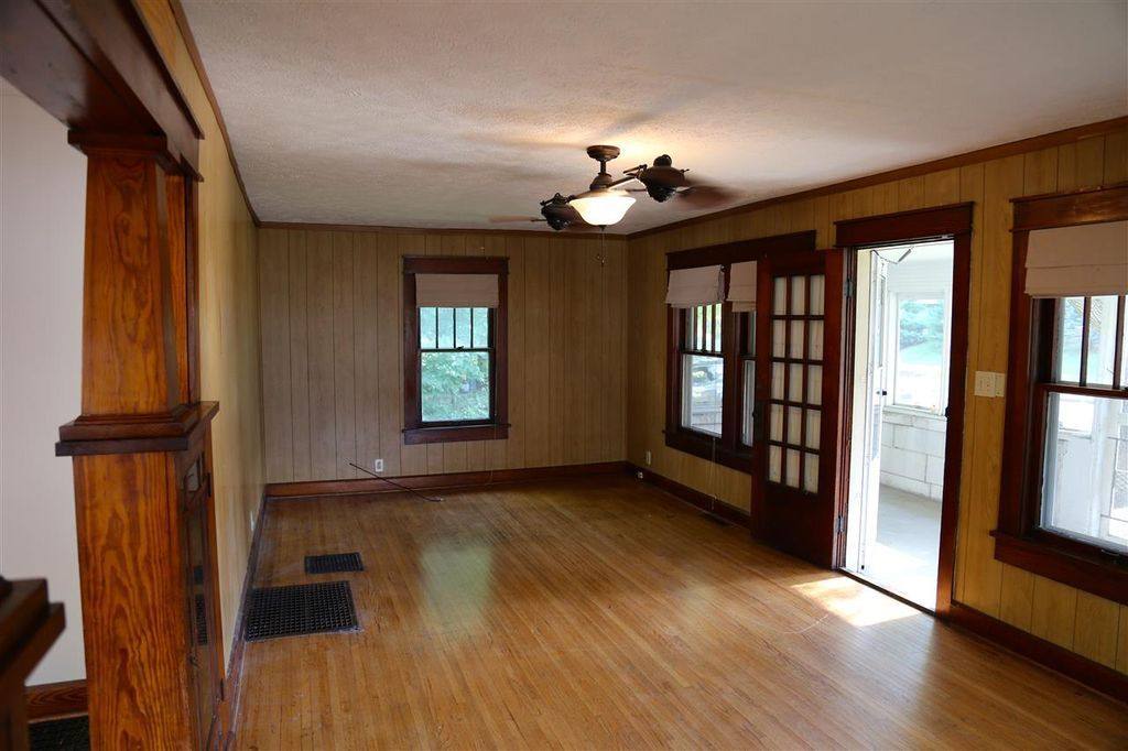 House for rent at 1435 N Kinser Pike, Bloomington, IN 47404
