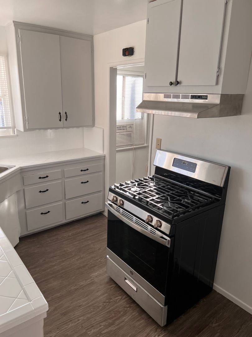Apartment for rent at 13817 Christine Dr, Whittier, CA 90605