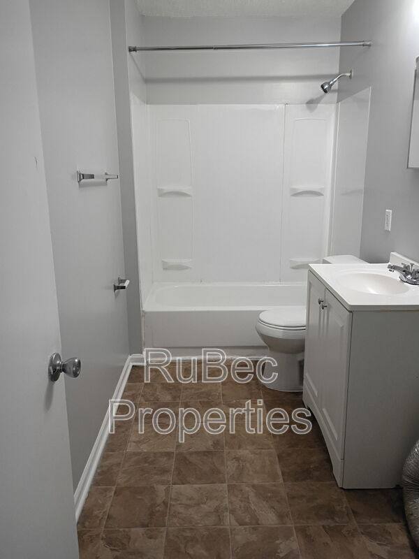 Apartment for rent at 416 S Weldon St, Gastonia, NC 28052