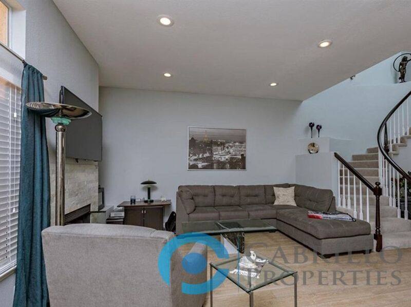 Townhouse for rent at 11280 Portobelo Dr, San Diego, CA 92124