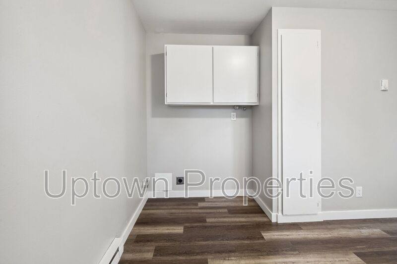 Apartment for rent at 1374 SE Cedar St #1, Hillsboro, OR 97123