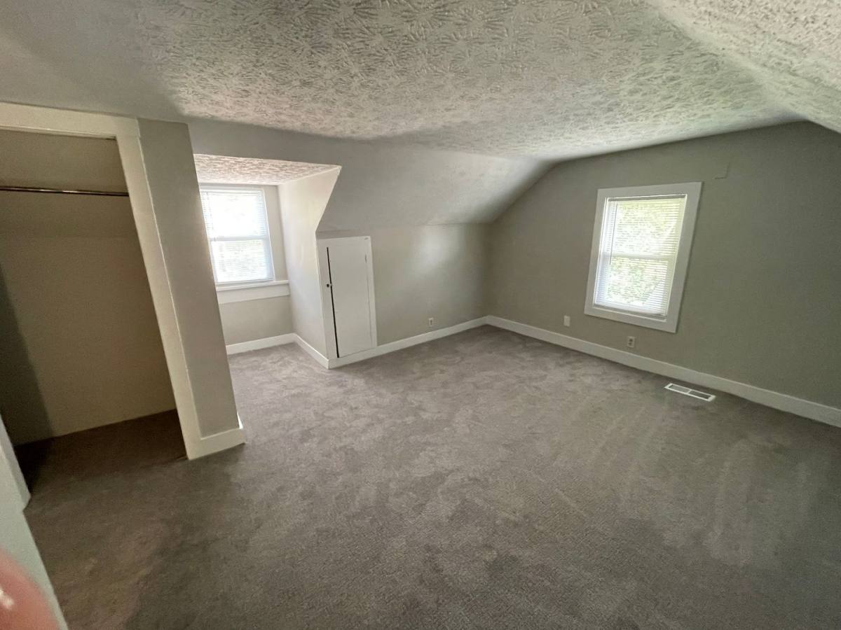 Apartment for rent at 901-903 N 12th St, Lafayette, IN 47904