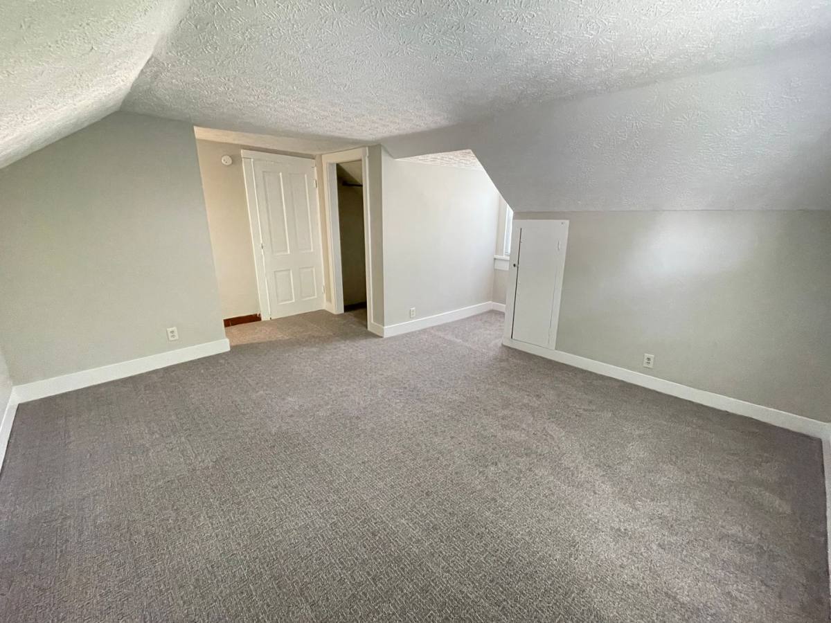 Apartment for rent at 901-903 N 12th St, Lafayette, IN 47904