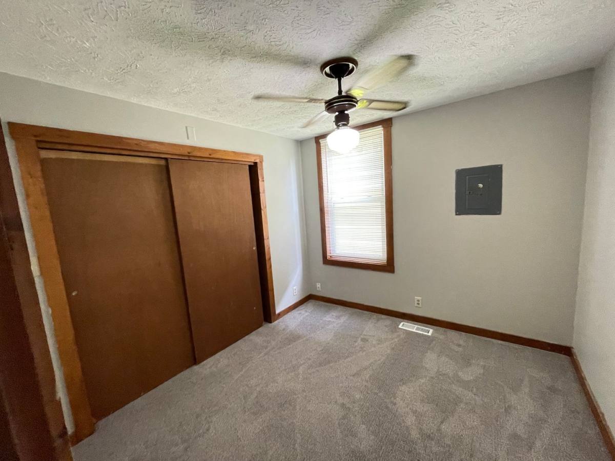 Apartment for rent at 901-903 N 12th St, Lafayette, IN 47904