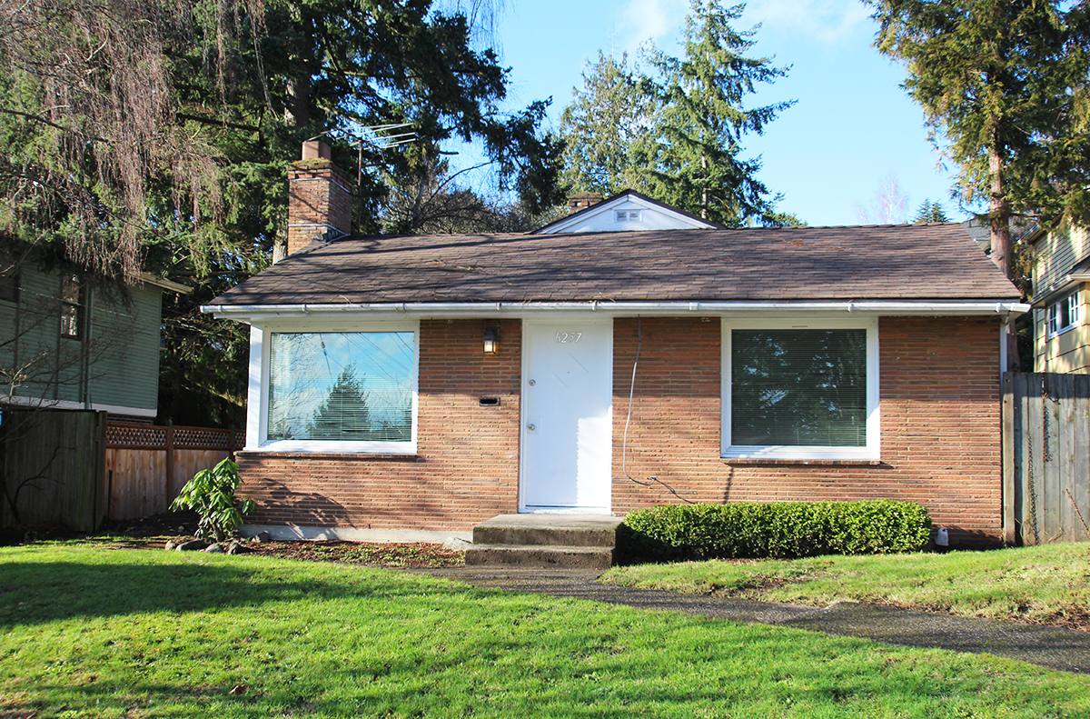 House for rent at 6257 53rd Ave NE, Seattle, WA 98115