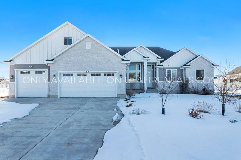 House for rent at 693 Spruce Way, Kamas, UT 84036