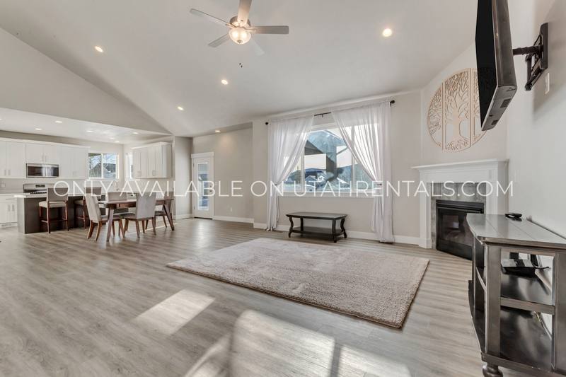 House for rent at 693 Spruce Way, Kamas, UT 84036