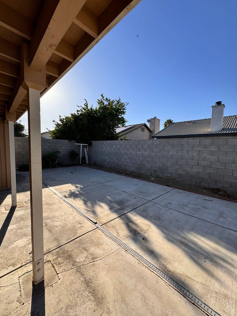 House for rent at 4012 Island Mist Court, Bakersfield, CA 93313