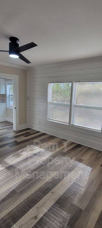 Apartment for rent at 16 Helmken St, Savannah, GA 31404