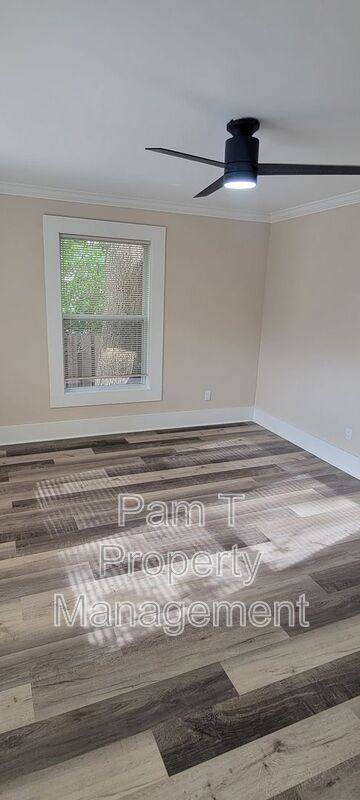 Apartment for rent at 16 Helmken St, Savannah, GA 31404