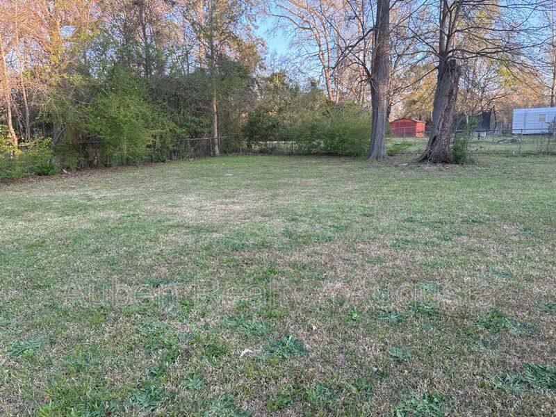 House for rent at 2609 Dublin Dr, Augusta, GA 30906