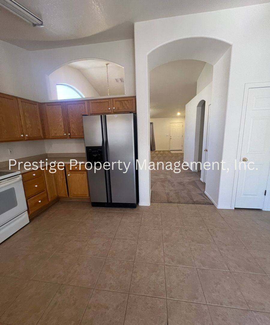 House for rent at 10118 E Placita Del Timbre, Tucson, AZ 85747