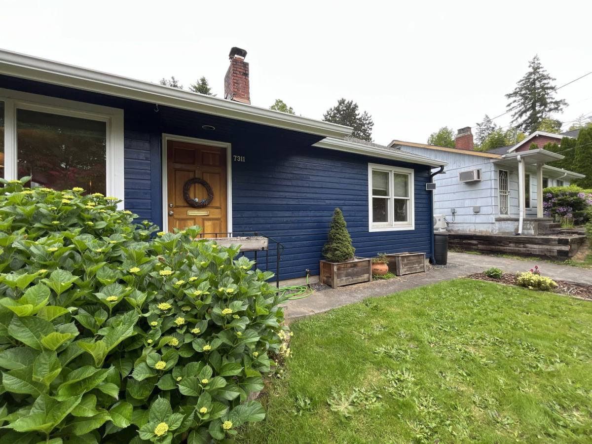 House for rent at 7311 SW 3rd Ave, Portland, OR 97219