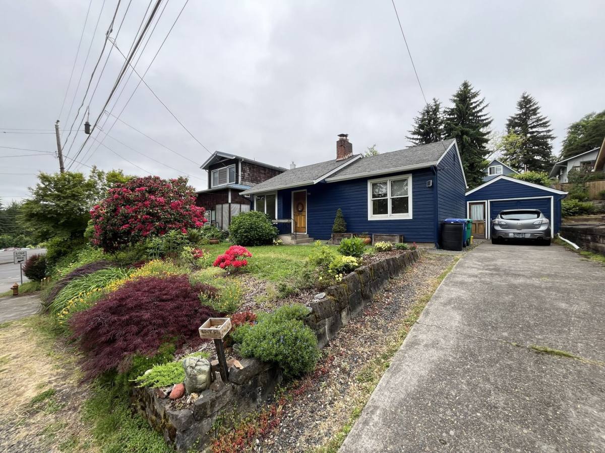 House for rent at 7311 SW 3rd Ave, Portland, OR 97219