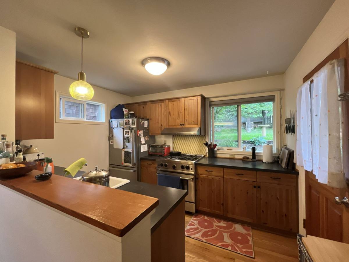 House for rent at 7311 SW 3rd Ave, Portland, OR 97219