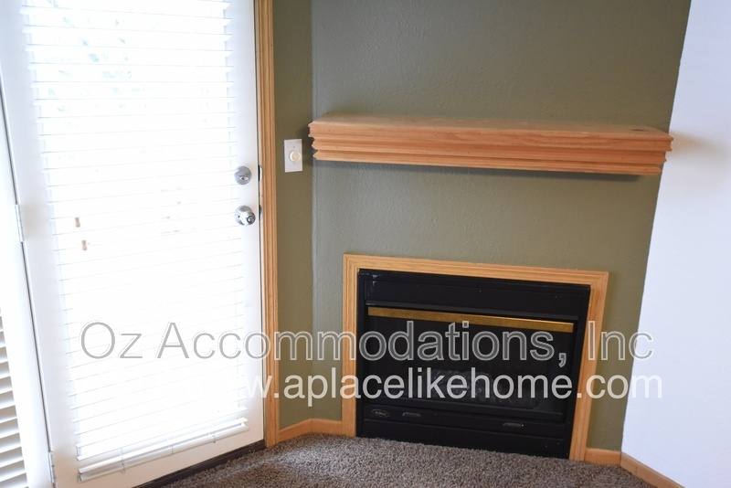 Townhouse for rent at 8626 N Cleveland Lane, Kansas City, MO 64156