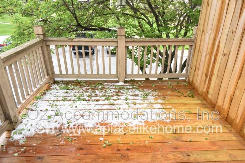 Townhouse for rent at 8626 N Cleveland Lane, Kansas City, MO 64156