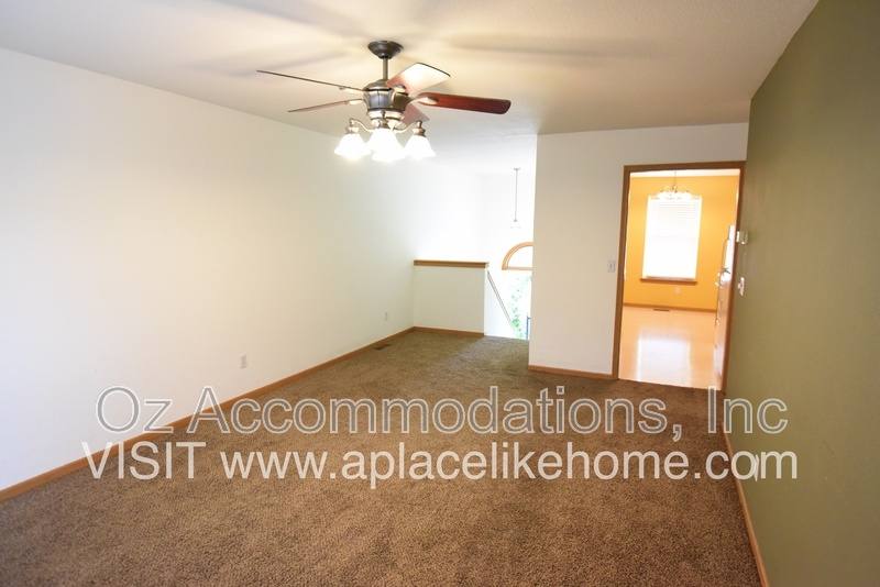 Townhouse for rent at 8626 N Cleveland Lane, Kansas City, MO 64156