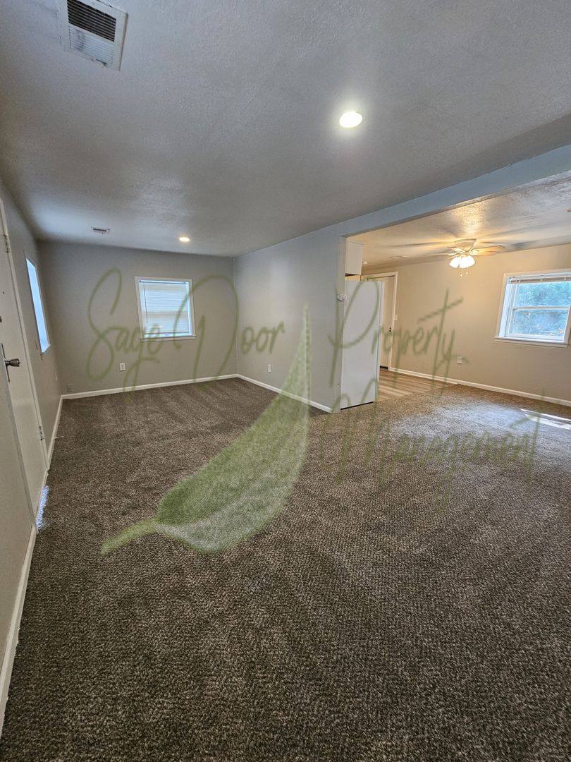 House for rent at 9409 E 67th Terrace, Kansas City, MO 64133