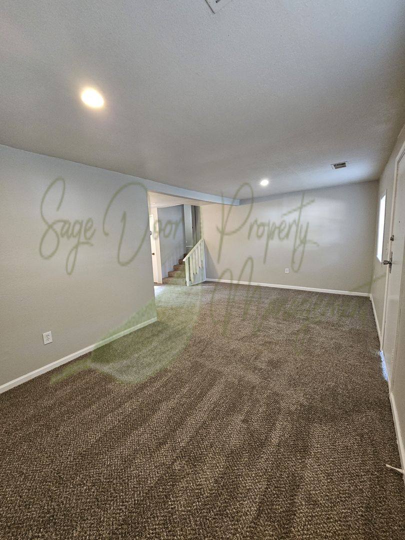 House for rent at 9409 E 67th Terrace, Kansas City, MO 64133