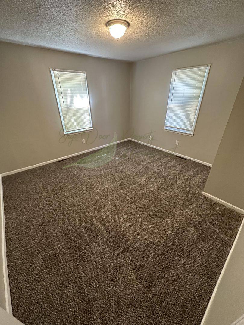 House for rent at 9409 E 67th Terrace, Kansas City, MO 64133