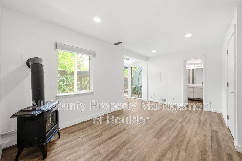 Townhouse for rent at 2702 6th St, Boulder, CO 80303