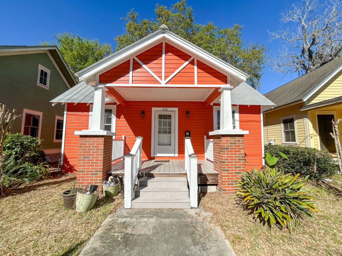 House for rent at 408 NW 4th St, Gainesville, FL 32601