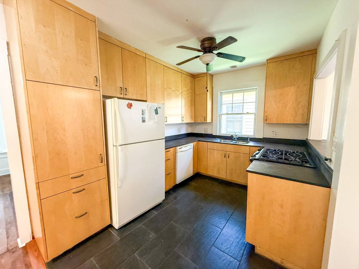 House for rent at 408 NW 4th St, Gainesville, FL 32601