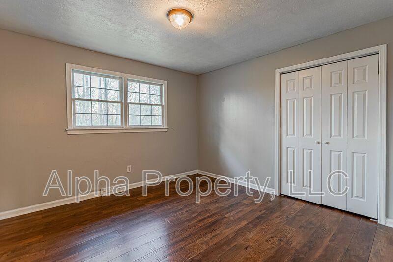Apartment for rent at 225 Berea Forest Circle #B, Greenville, SC 29617