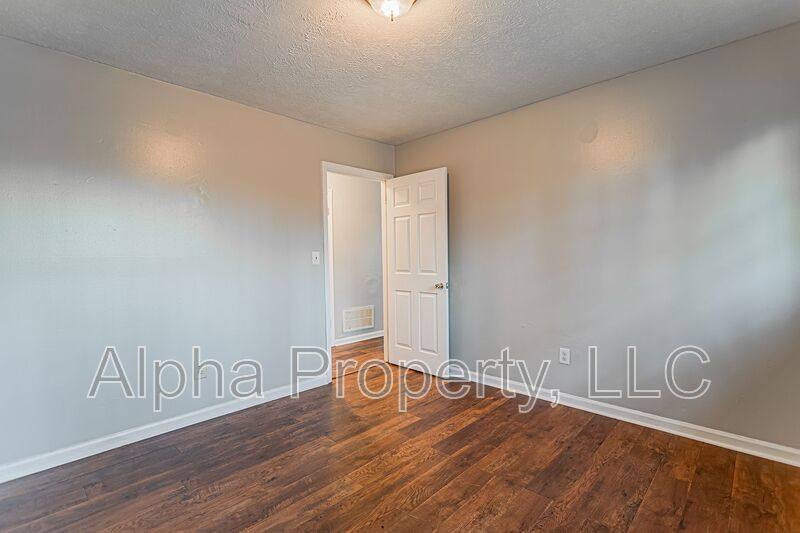 Apartment for rent at 225 Berea Forest Circle #B, Greenville, SC 29617