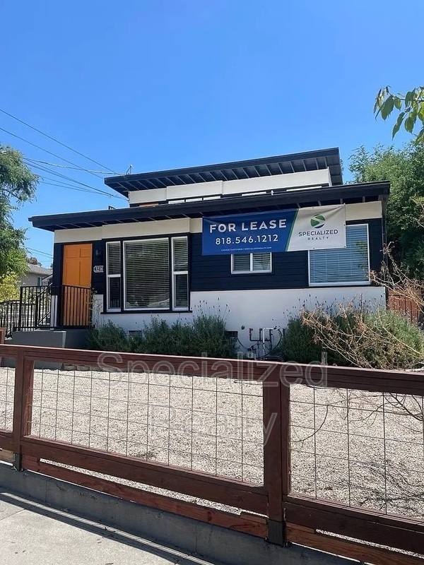 Apartment for rent at 3216 Division St #1 4, Los Angeles, CA 90065
