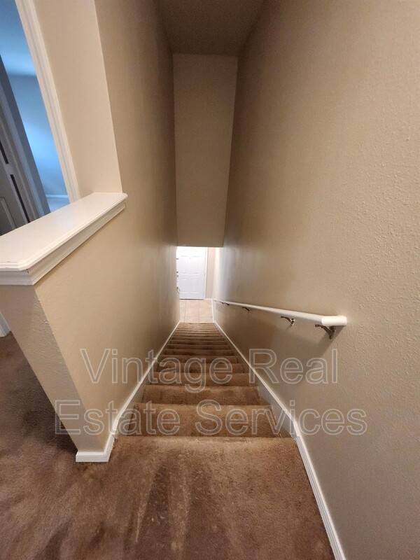 Townhouse for rent at 4721 Chatterton Way, Riverview, FL 33578